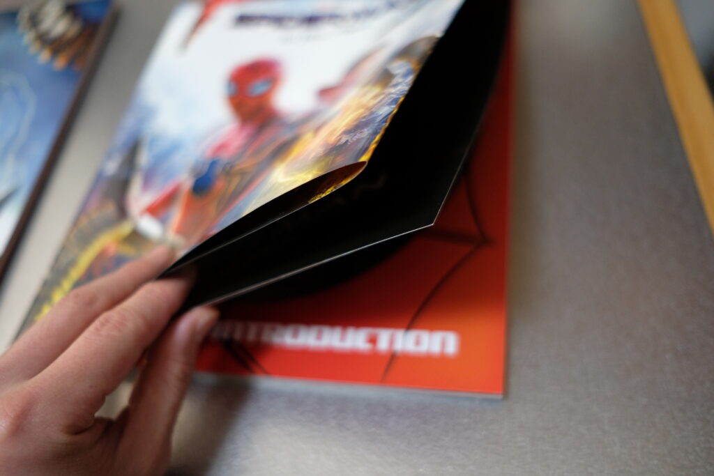 スパイダーマンノーウェイホーム」パンフレット通常版、特別版の違いについて ゲームマンタ
